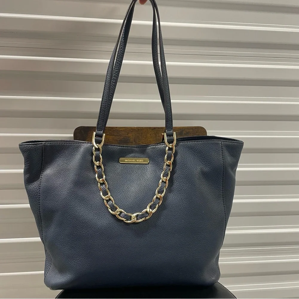 Michael Kors Navy Raven Mercer Tote with Gold Chain